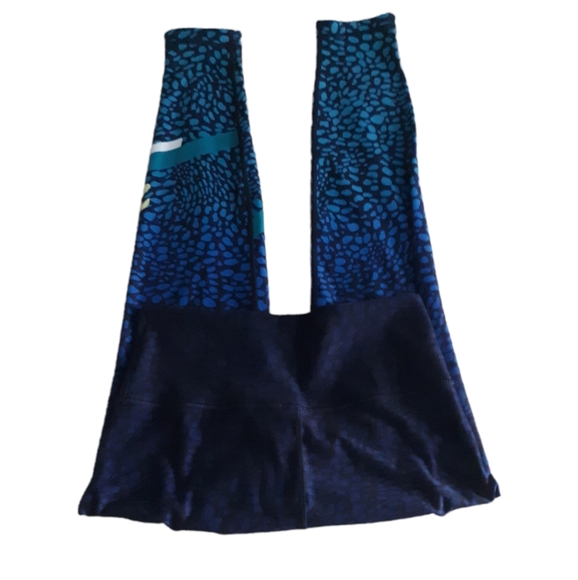 WITH X Peloton Blue Leopard Print Leggings - Picture 3 of 15